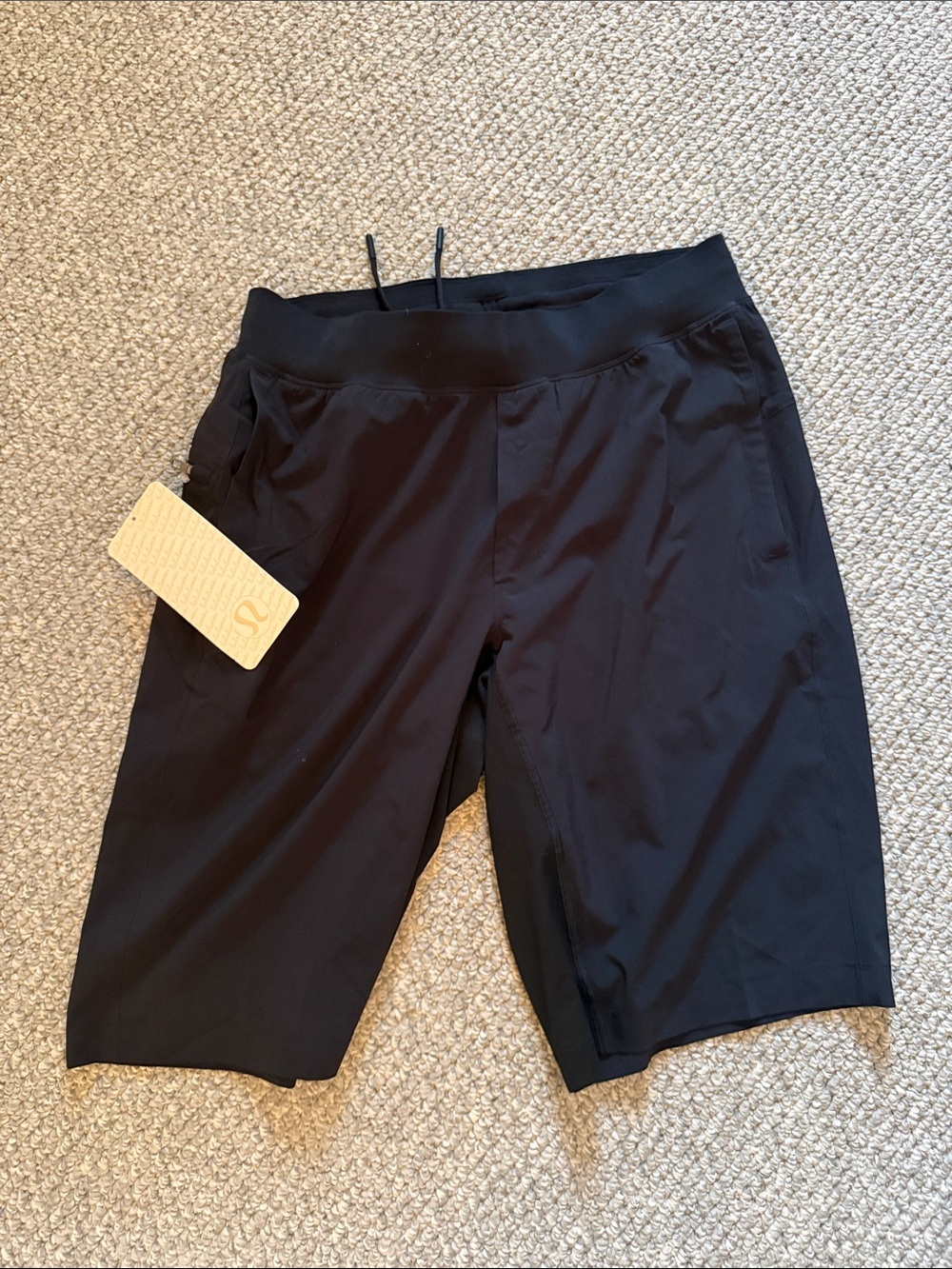 lululemon athletica Men's Black Athletic Shorts T.H.E. short 11 Lingerless
